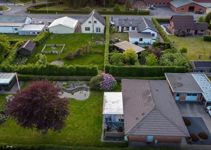 Villa In Brande